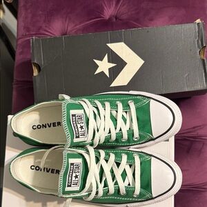 Converse Unisex Classic Green Sneakers